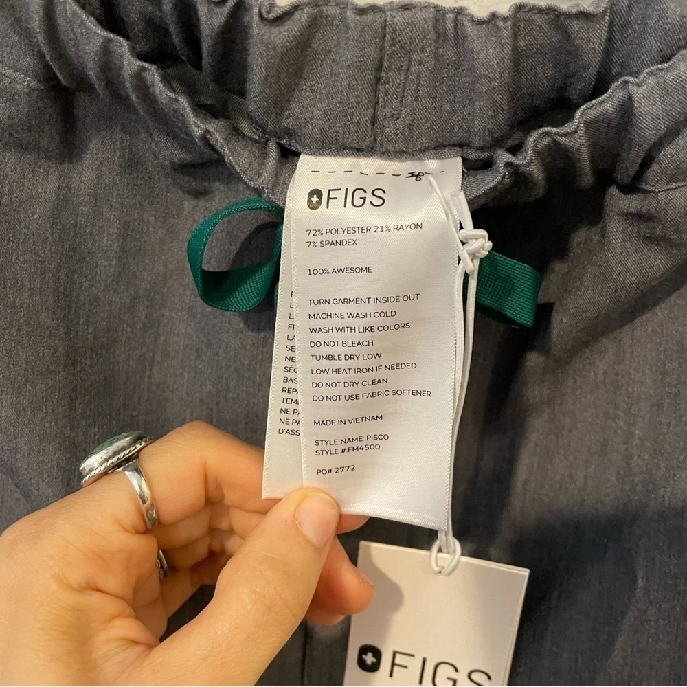 Figs Pisco Basic Scrub Pants in Graphite